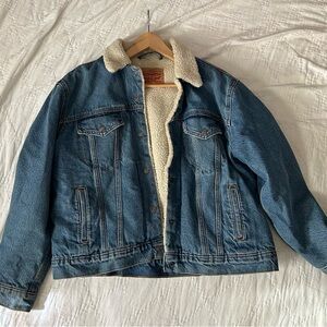 Levi’s Sherpa, jean jacket